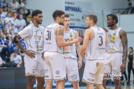 Huszonkétpontos hátrányból felállva győzött az Arconic-Alba Fehérvár